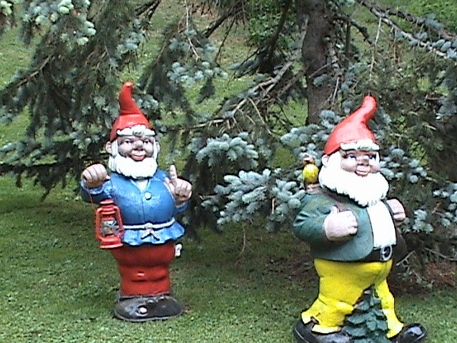 Gimmelwald gnomes by stabbycat