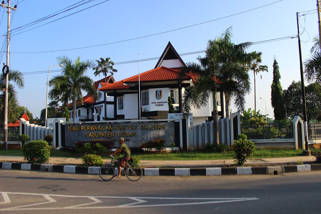 Kantor DPRD kab. Tuban --Wherysusanto by Wignyo Hery Susanto