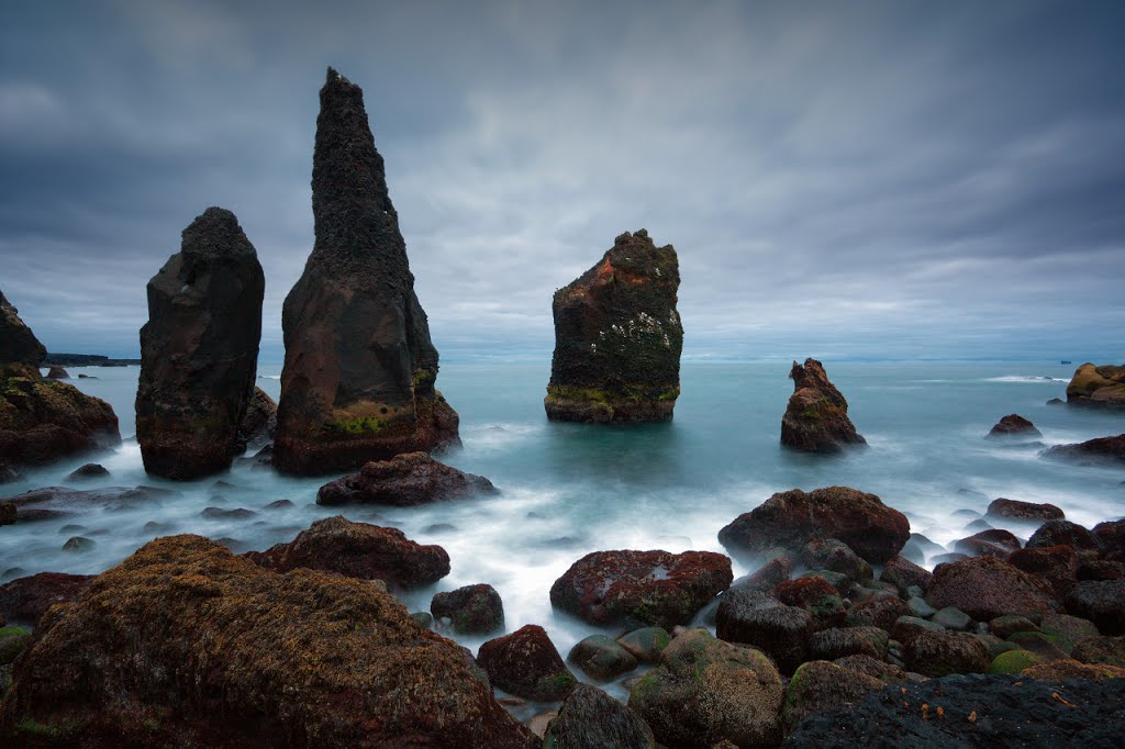 Cliffs @ Reykjanes by Tibor Rendek