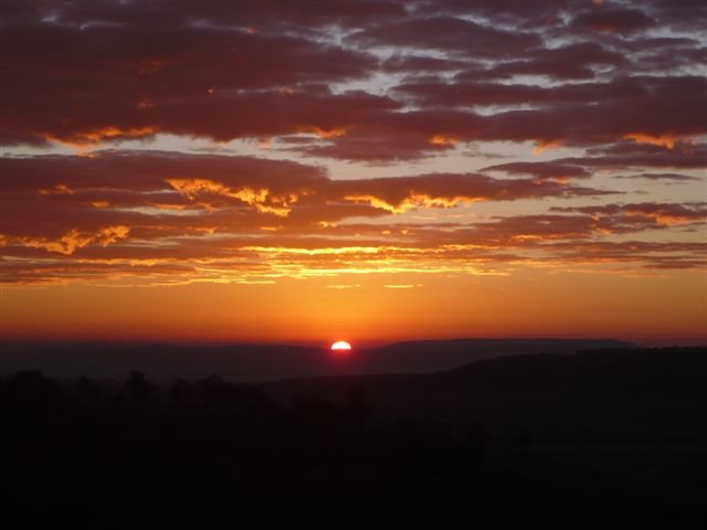 Sunrise over Laidley by DarleneG