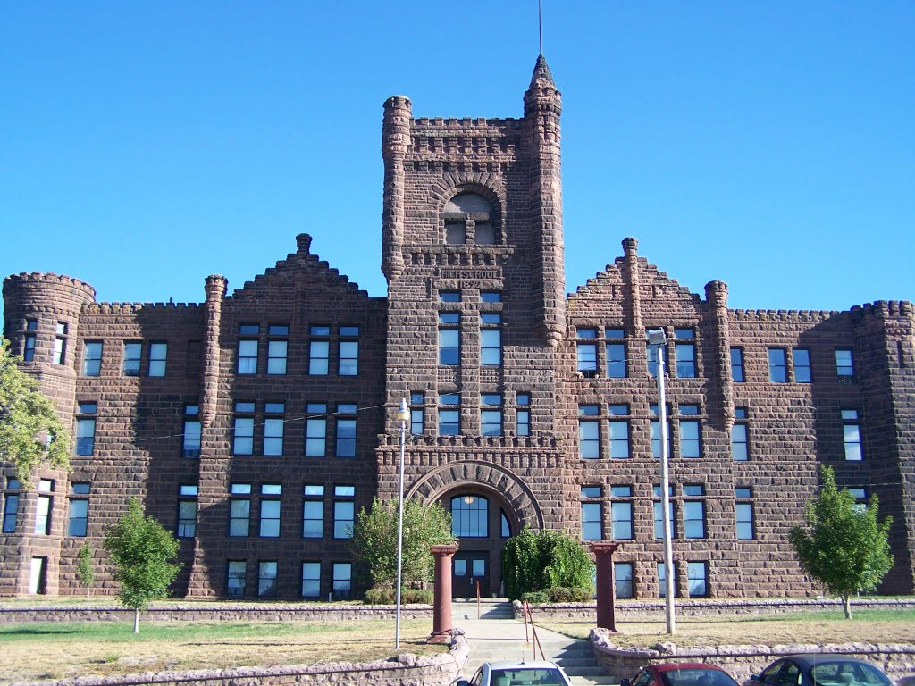 Sioux City Central High School- Sioux City IA by kevystew