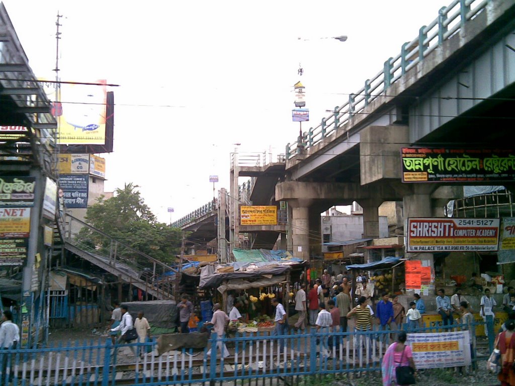 Belgharia Railway Track, Flyover Crossing by arijitbanik