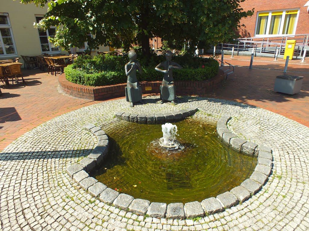 Wasserspiel in Westerstede by Klinky