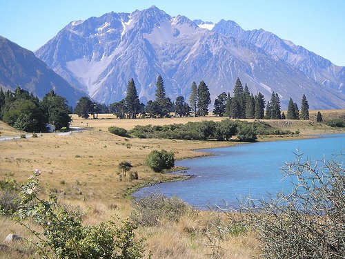 Lake Ohau and Southern Alps, South Island, New Zealand by loronb