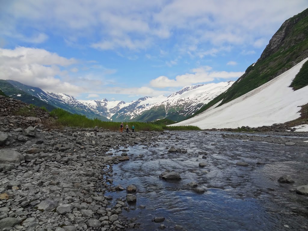 Bryon Glacier Trail by McSky