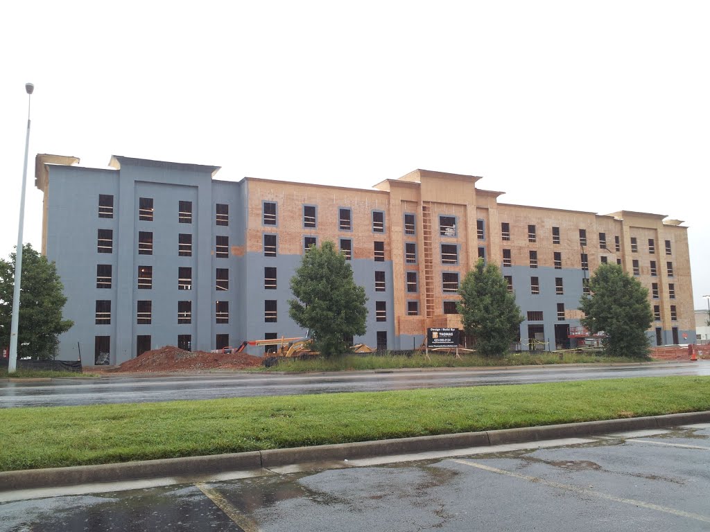 New Hampton Inn by DieselDucy