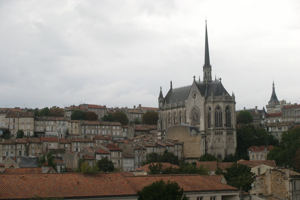 Eglise des Obezines (Angoulême) by JubiJubi