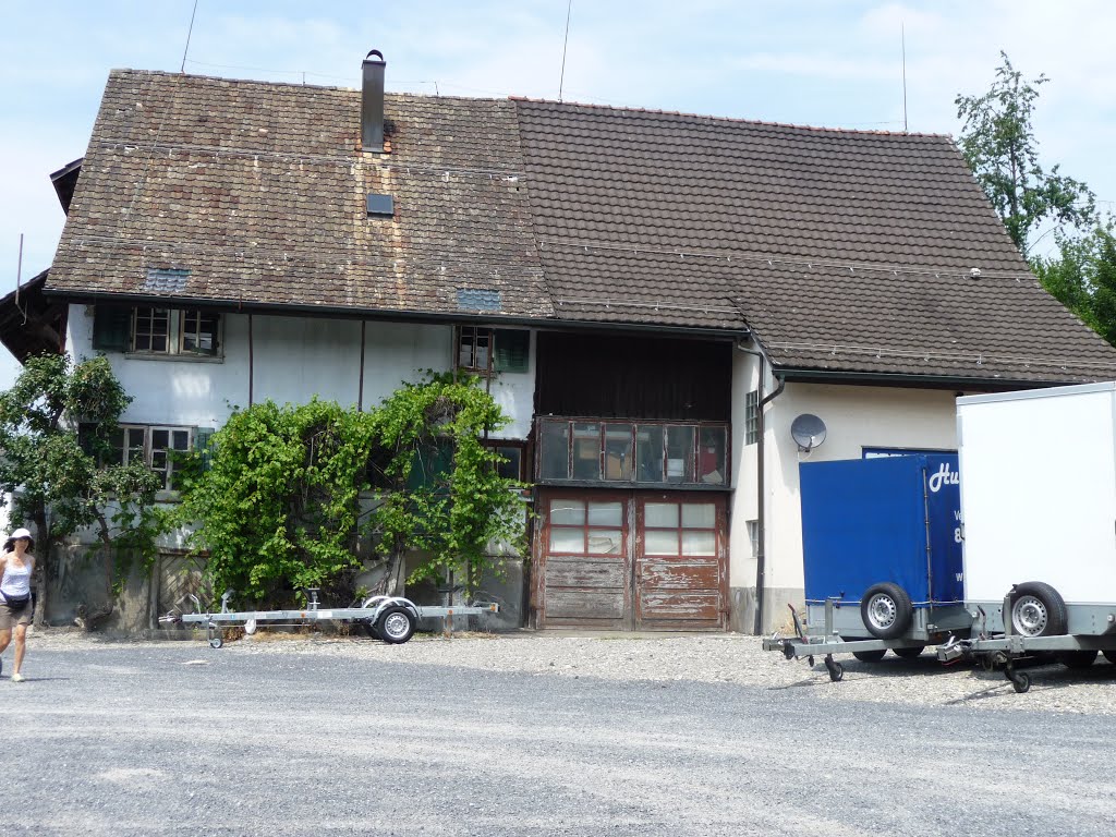 Historisches Haus an der Rainstrasse Hedingen by bienenritter