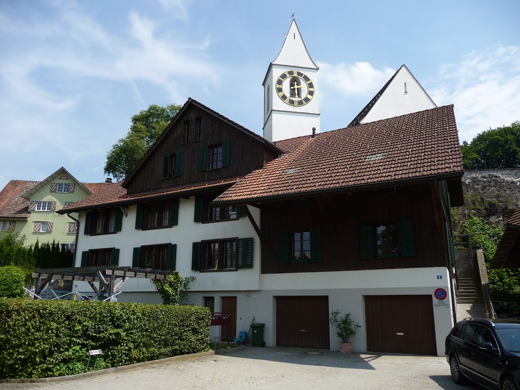 Modernisiertes Wohnhaus mit Kirchturm Hedingen by bienenritter