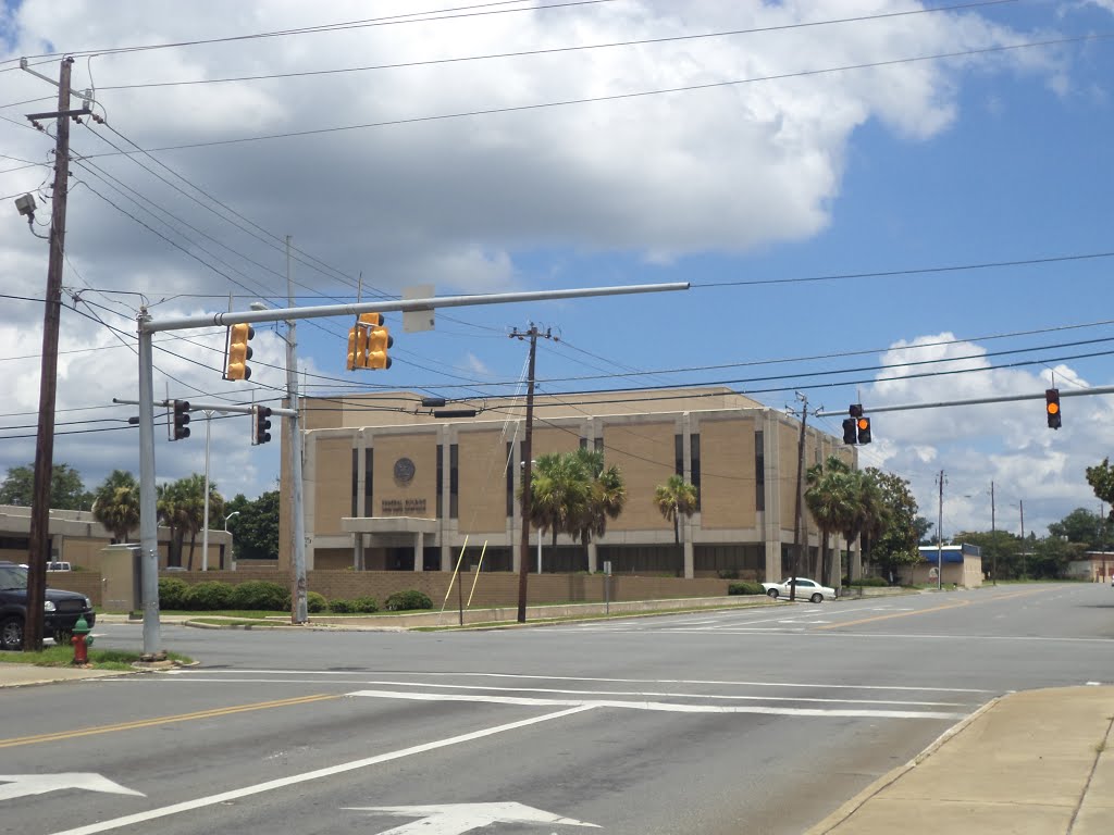 Waycross Federal Building (SE corner) by mriveraz