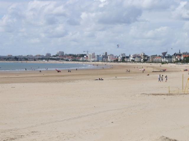 La grande conche (principale plage de Royan) by JubiJubi