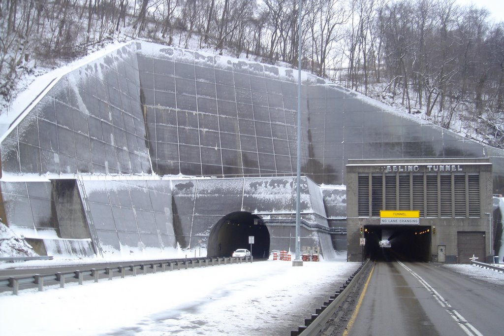 Wheeling Tunnel by DieselDucy