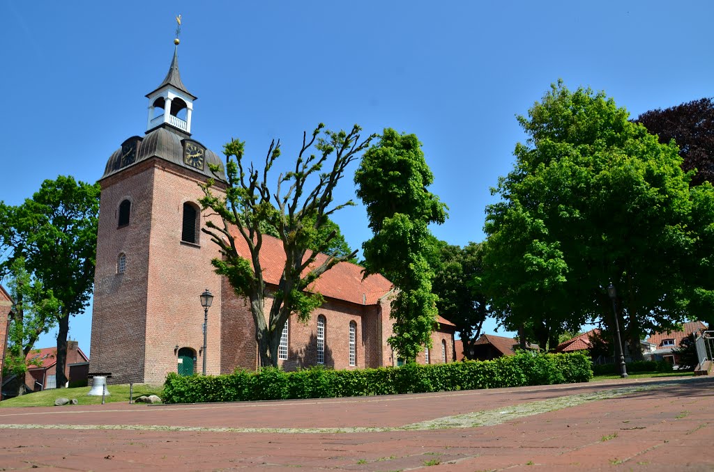 St. Nicolai Kirche by C. Plambeck