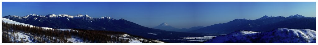 八ヶ岳 & 富士山 & 南アルプス(車山からのパノラマ)-2 by 悟弥／Goya