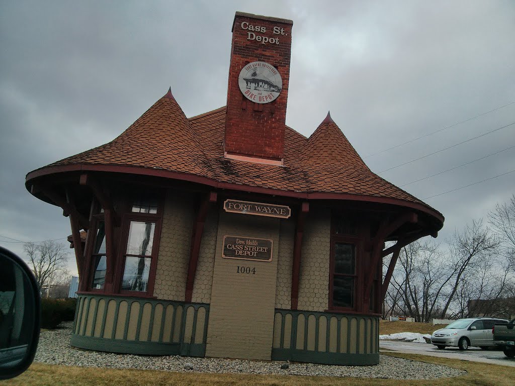 Cass St Depot by dkeesbury