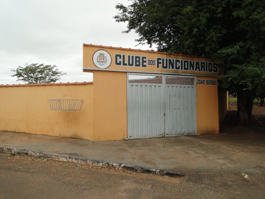 Clube dos Funcionários by Renan Marcel