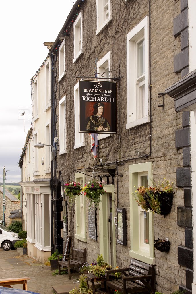 The Richard III pub in Middleham, North Yorkshire by David Stuckey