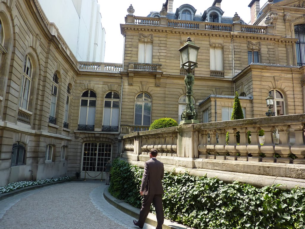 Paris, musée Jacquemart-André. On sort... by Lolita PB - Views No thanks !