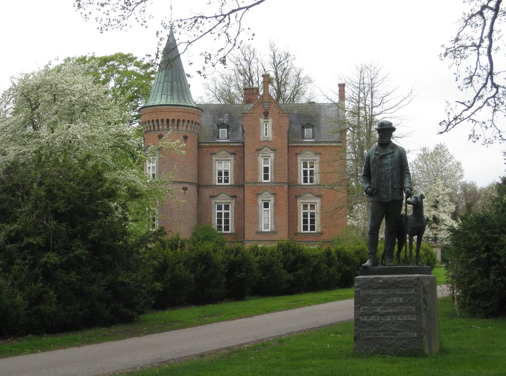 Knuthenborg Godshuset-Gutshaus-Manorhouse by cordw