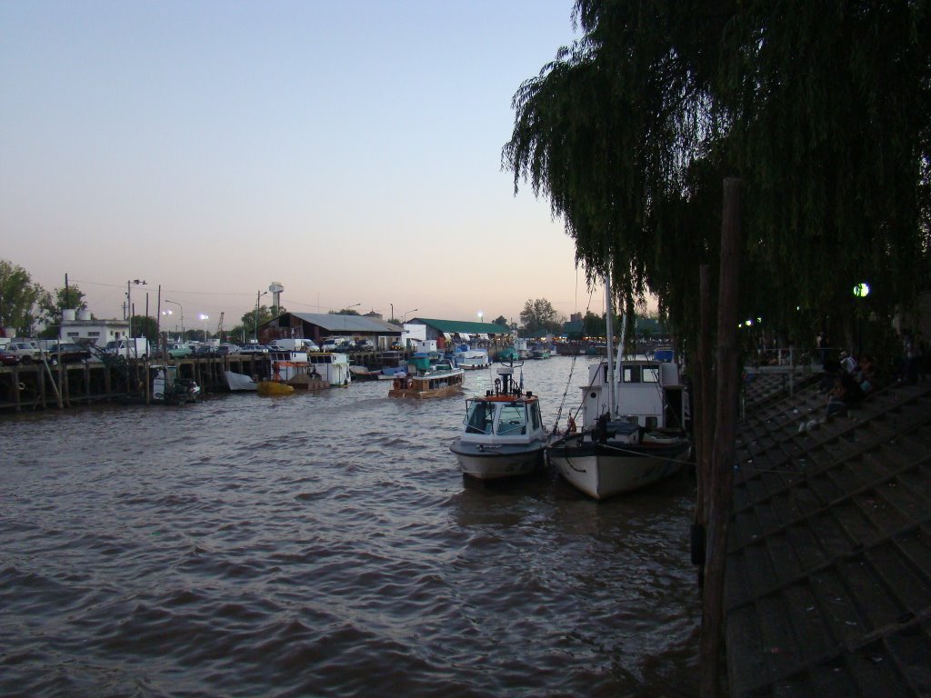 PUERTO DE FRUTOS TIGRE by MAQUY