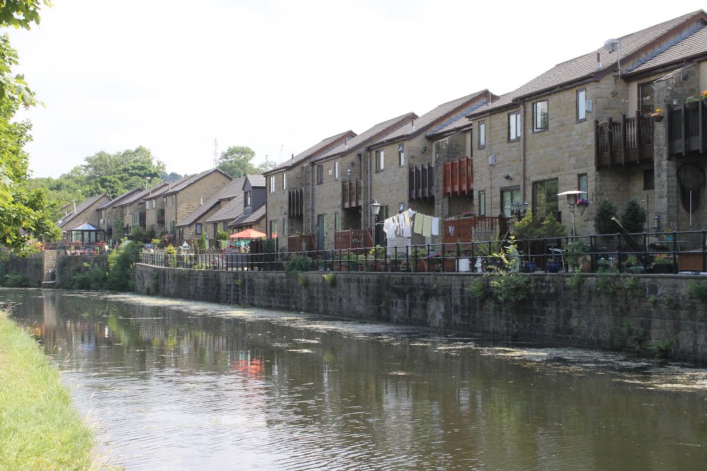 Airedale Quay by Clive Abbey