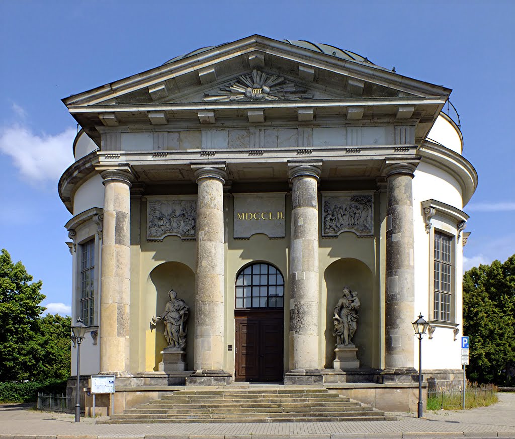 Potsdam, die Kirche der französisch reformierten Gemeinde entstand nach Plänen des Architekten Georg Wenzeslaus von Knobelsdorf. by minka1991