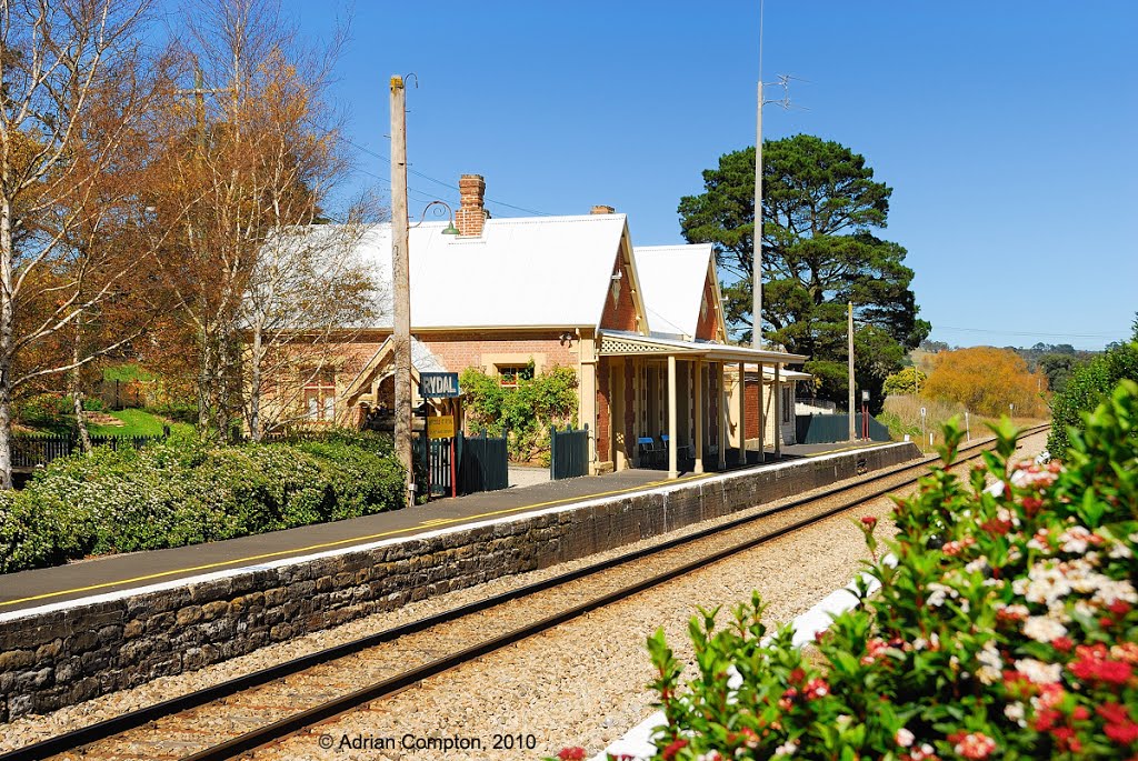 Rydal Railway Station, NSW, April 2010. by Adrian Compton