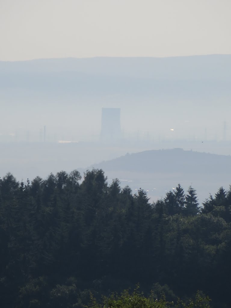 Kühlturm von Mülheim-Kärlich by aggischnecke