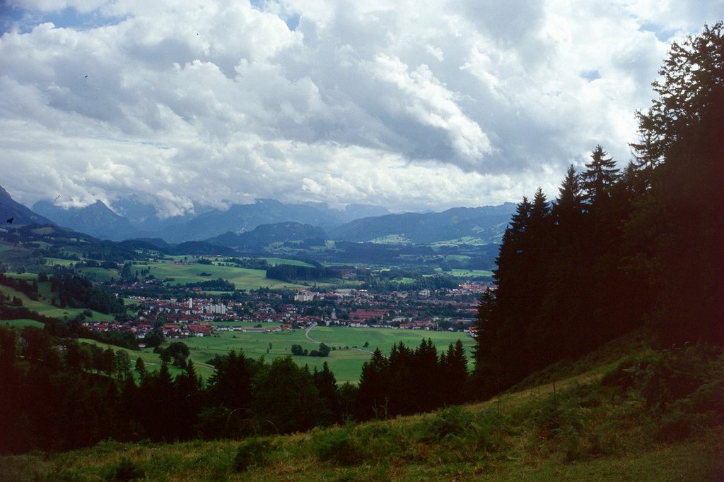 Winkel - Blick auf Sonthofen by KH.Wegwitz