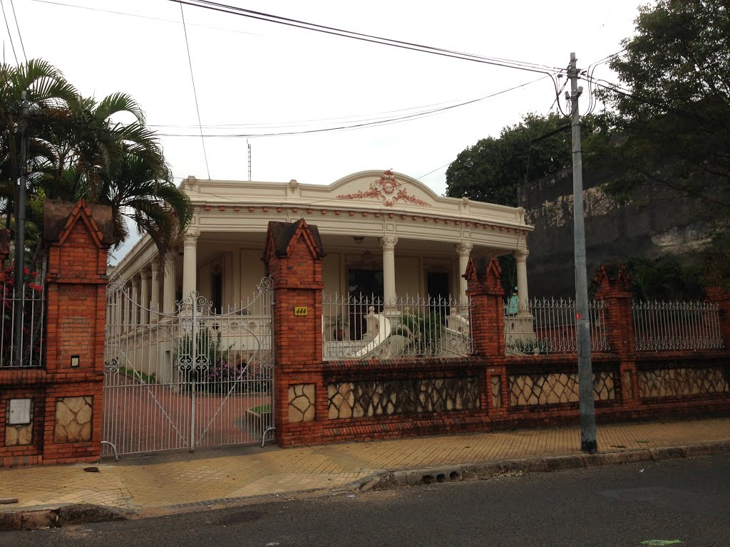 Casona sobre Juan de Salazar - CB by carlosbe