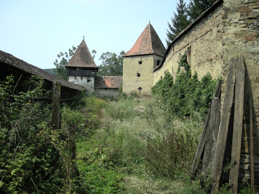 Inside the Fortified Church, Archita / in der Kirchenburg, Arkeden 07 by F.Schäfer