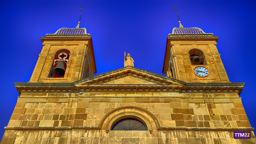 Campanario de la Iglesia de San Juan Bautista by tomastalavera.com