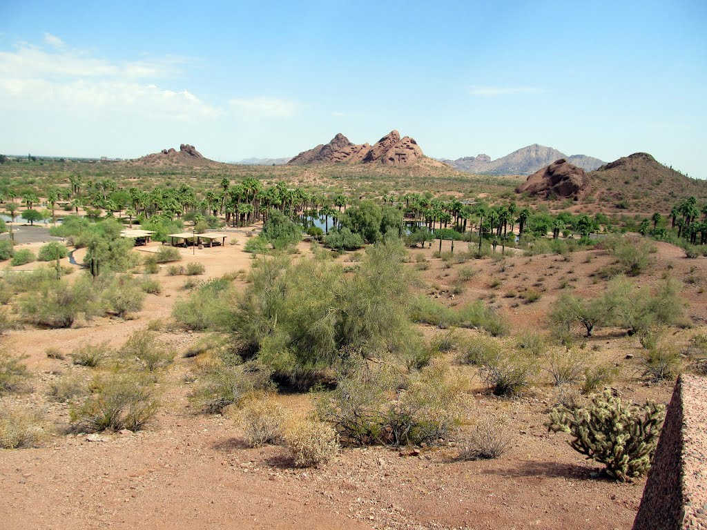 Papago park by Daniel Gradel