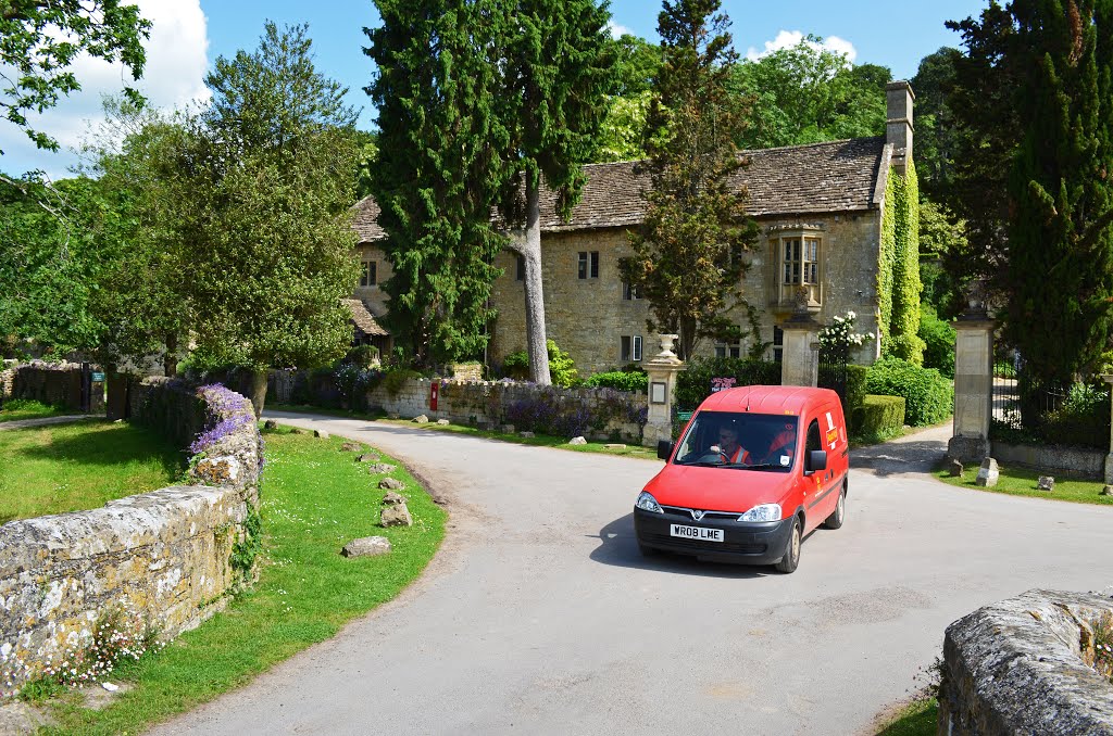 Post box and van at Iford Manor by Jim Rider