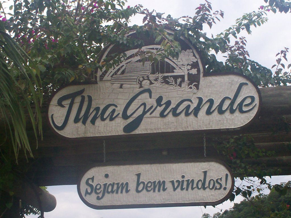 Guararema é uma bela cidade para se visitar e apreciar a natureza. by Maurício P. Alves