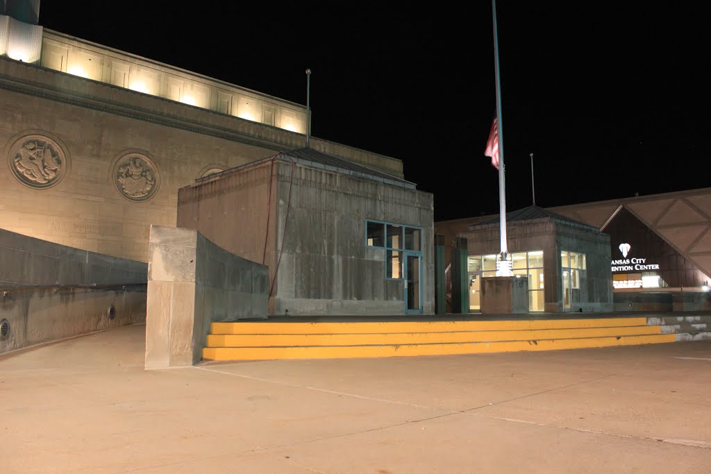 Municipal Auditorium and the Kansas City Convention Center by Brian Zurita