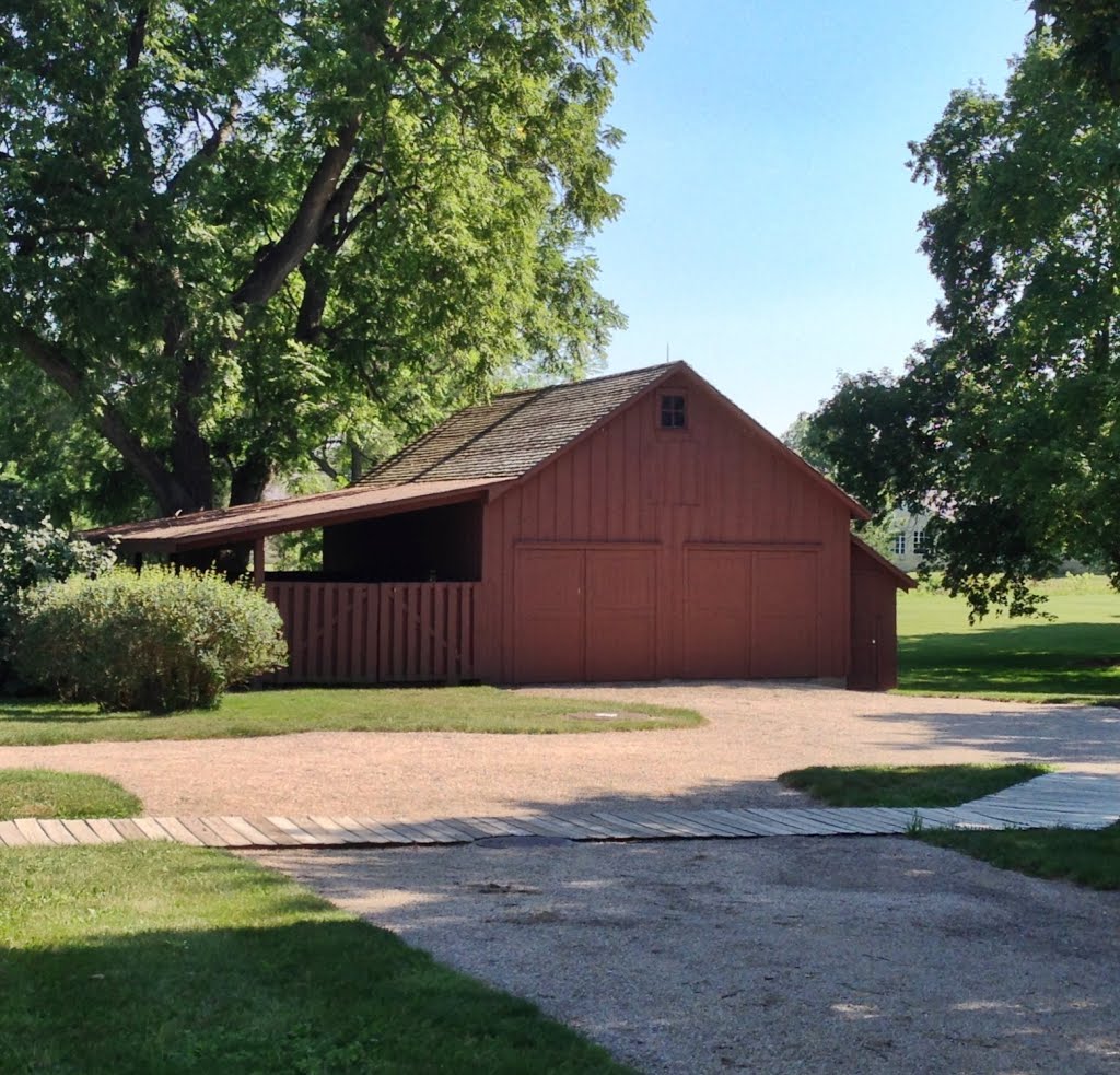 Barn - Herbert Hoover National Historic Site by KingHawkFan