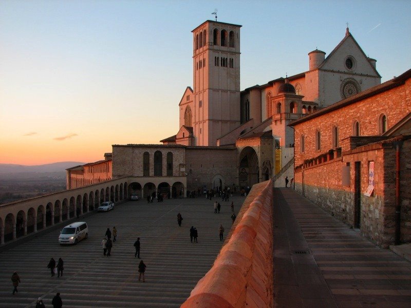 Tramonto sulla Basilica di San Francesco by g.orsucci | orsu.it