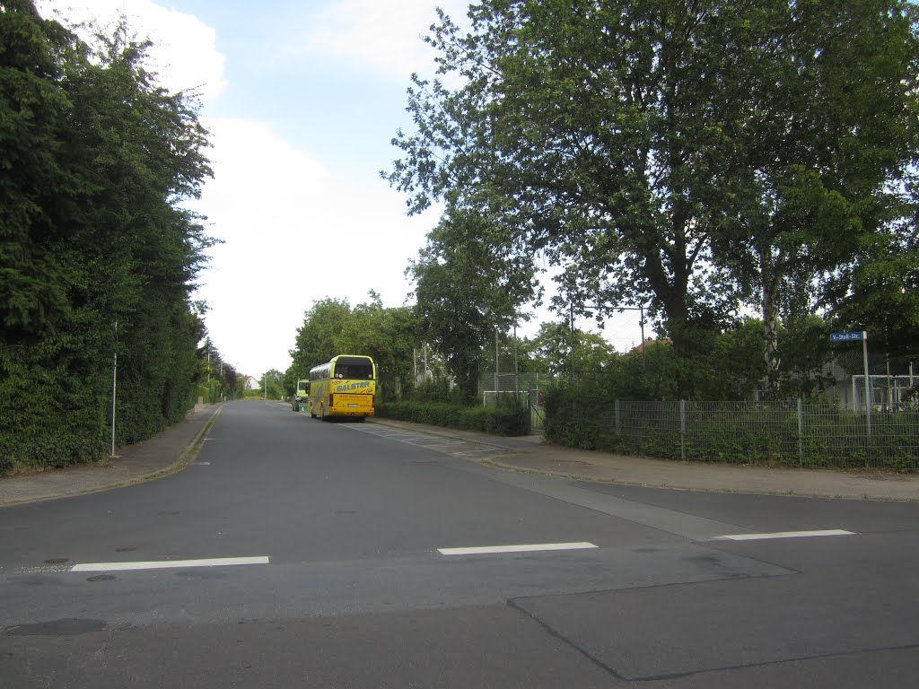 Veit-Stoß-Str. Ecke Albrecht-Dürer-Straße in Höchstadt by Frankenfans