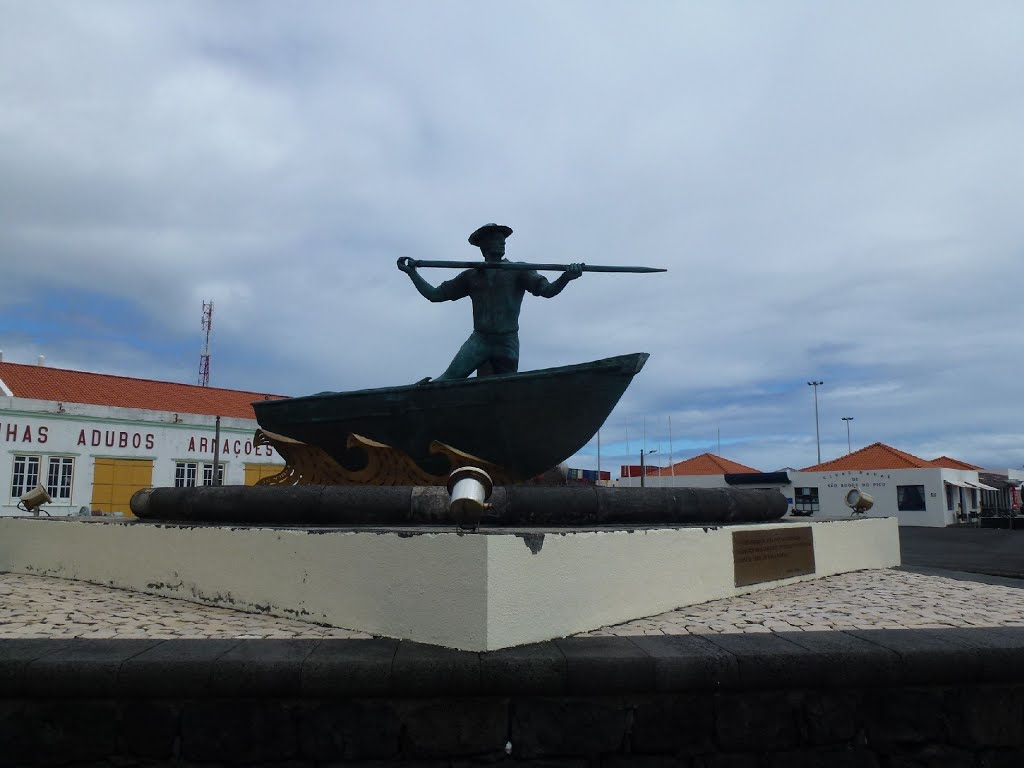 Whalers monument in the Marina of Sao Roque de Pico by HaXoN