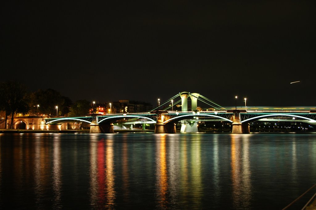 Ignatz-Bubis & Flößerbrücke by Markus Resch