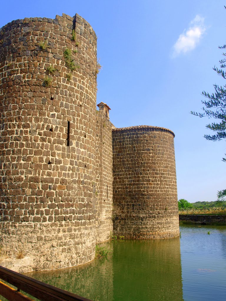 CASTELLO DI VULCI E MUSEO by MAGOSTROLAGO