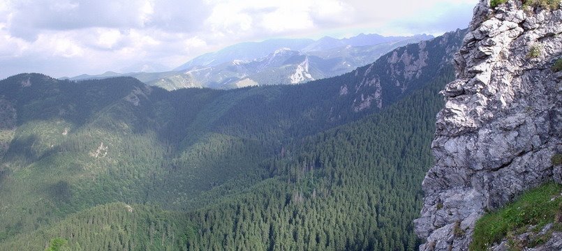 Tatry - Panorama ze szlaku na "Sarnią skałę" by rafalpudelko