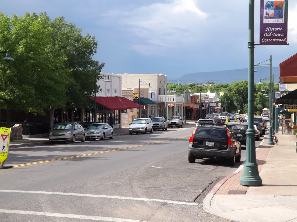 Looking down Cottonwood----st by SteveTysinger