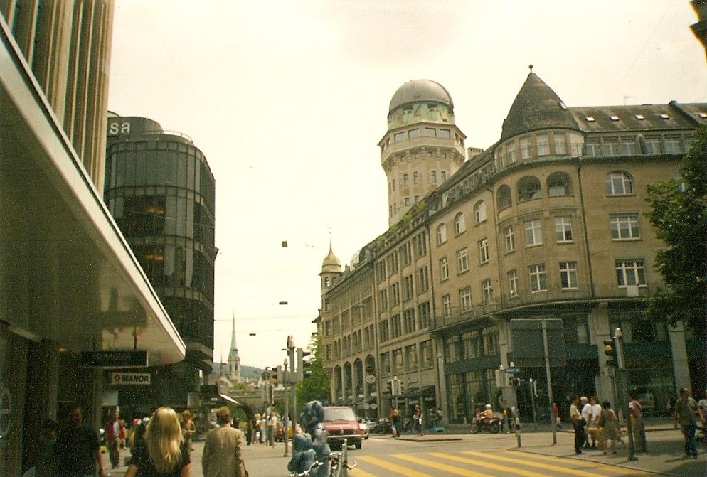 Bahnhofstrasse, 8001 Zürich, Switzerland by koulcomplex