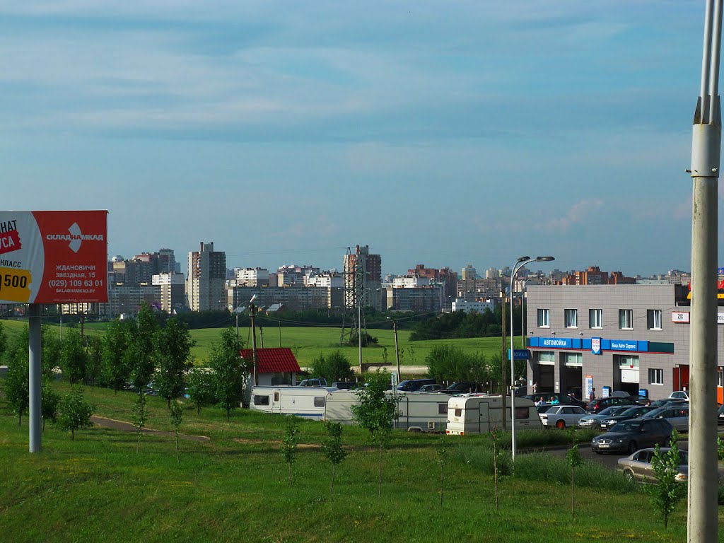 Вид на Сухарево с пешеходного моста, Slabadskaja str./Yasenina str., Minsk, Belarus, 11.07.2013. by se_bmw