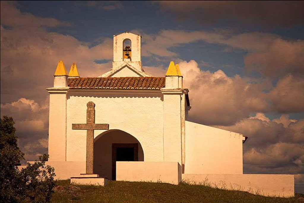 Outeiro de Sto António dos Açores - Vila de Frades _ Vidigueira by Vitor77