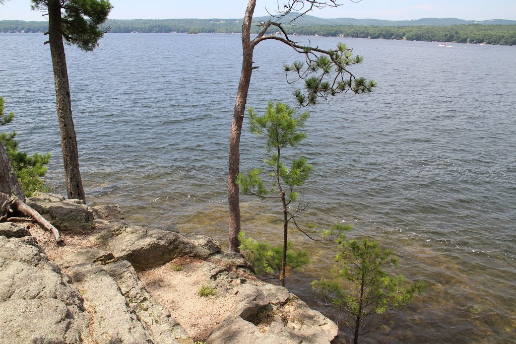 Lake Winnisquam by daudjg