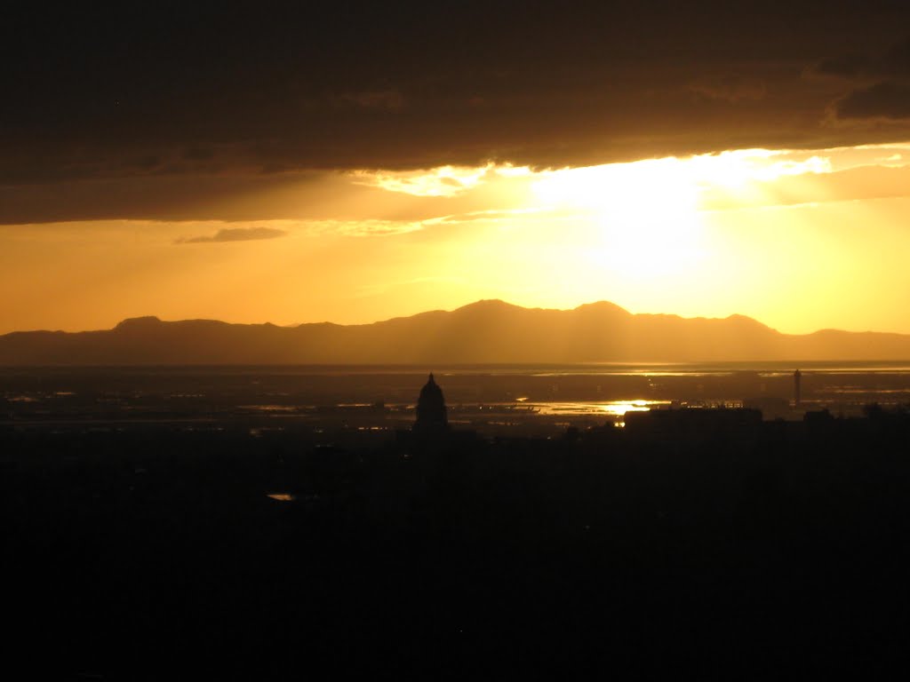 Sunset over Salt Lake City Utah by agfisher