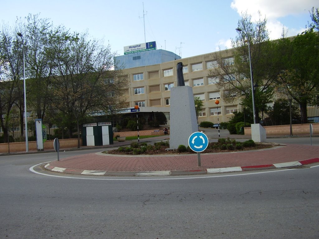 Hospital de Puertollano, vista parcial. by VíctorPuertollano(E)